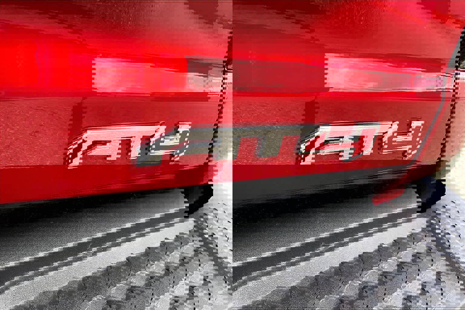 Used 2026 GMC Canyon AT4 w/ Technology Plus Package image 18