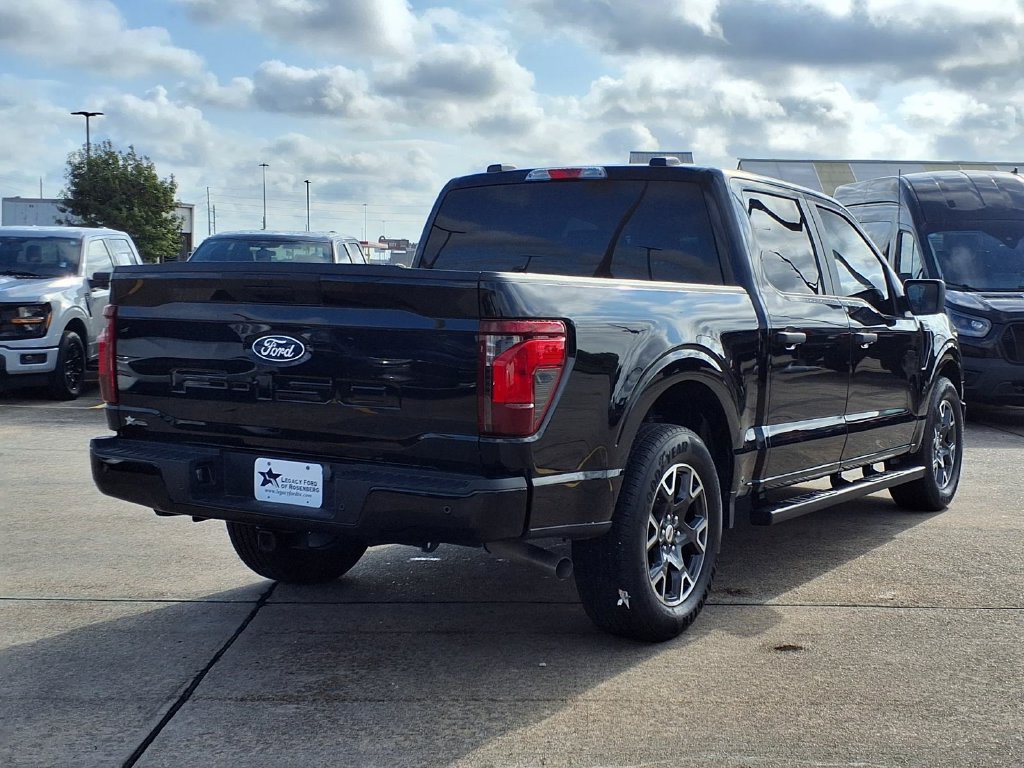Used 2025 Ford F150 STX w/ Equipment Group 200A RWD image 2