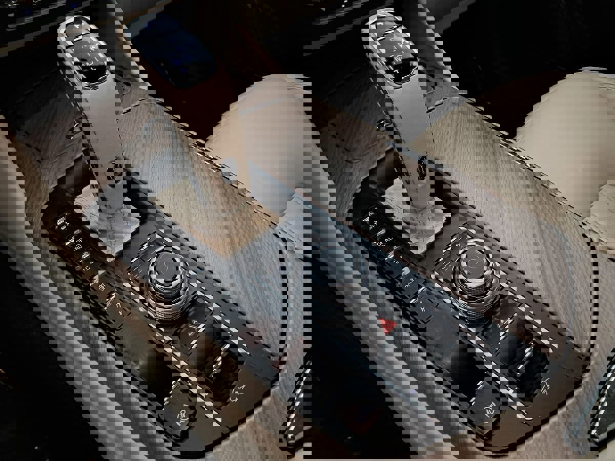 Used 2019 Maserati Levante S image 27