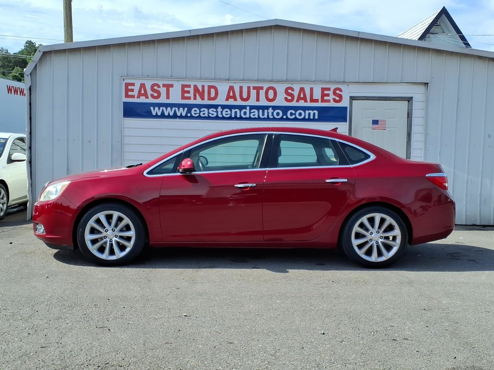 Used 2013 Buick Verano FWD image 2