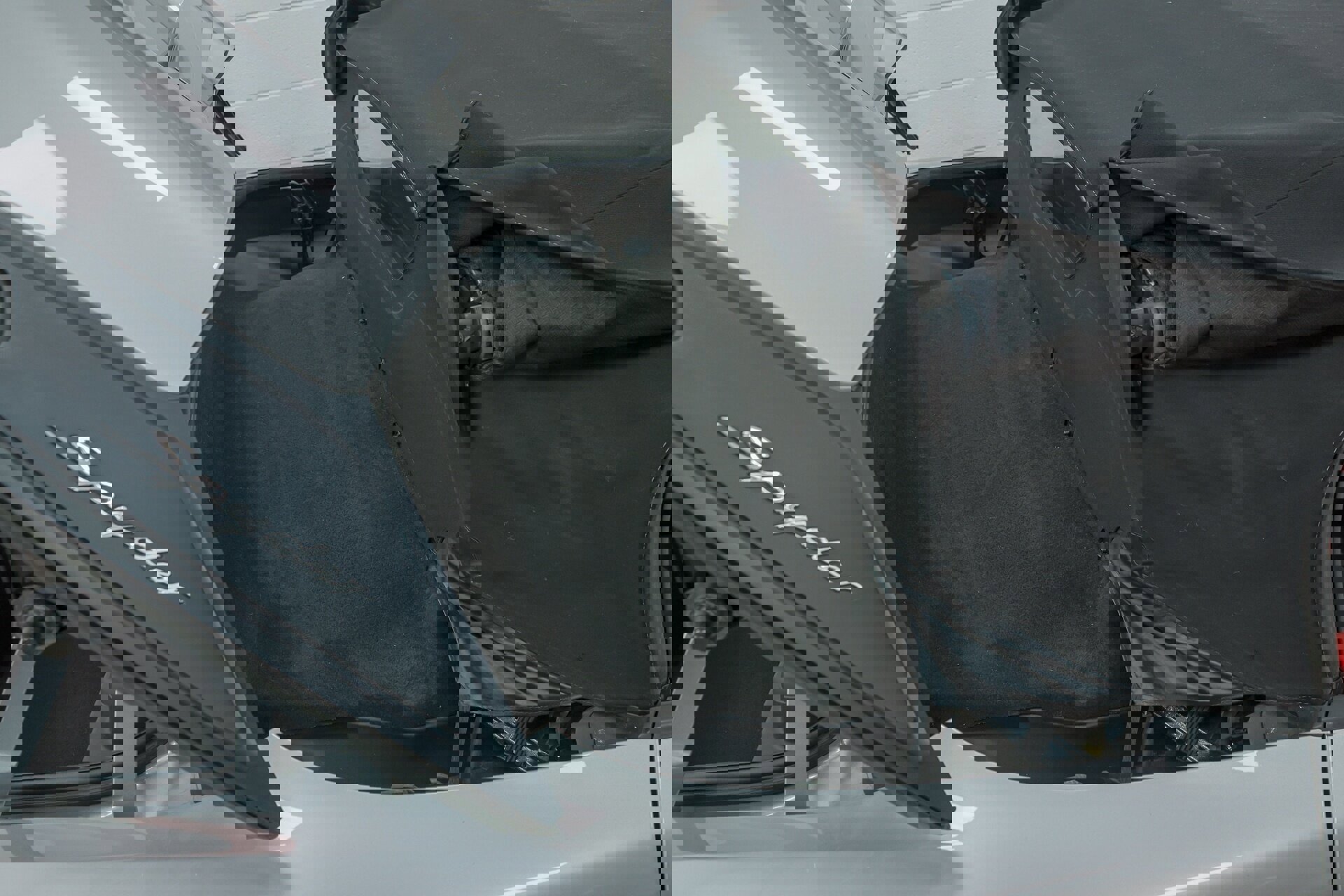 Used 2016 Porsche Boxster Spyder image 25