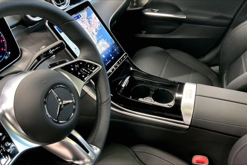 New 2026 Mercedes-Benz C 300 4MATIC Sedan image 8