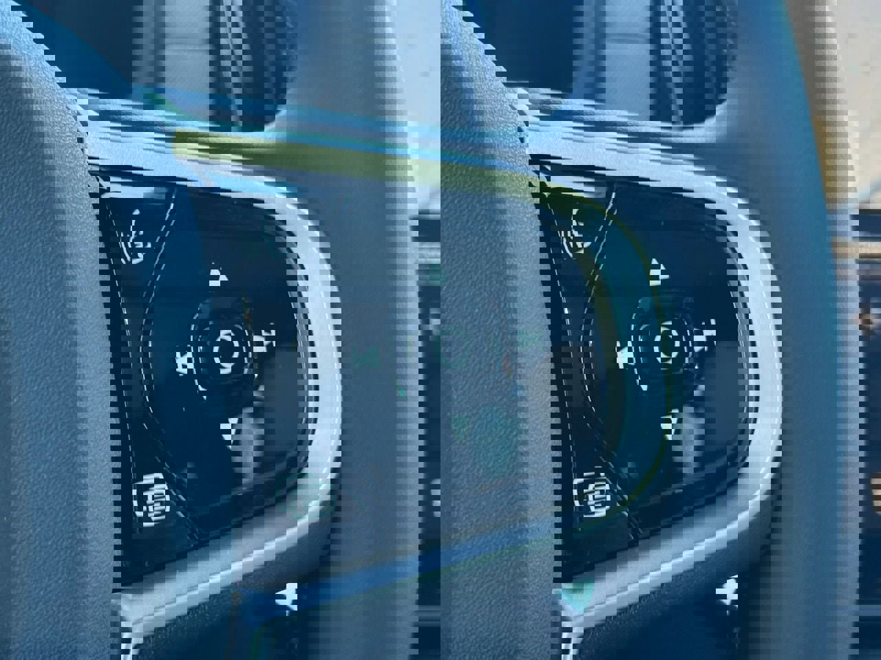 New 2026 Volvo XC90 B6 Plus image 16