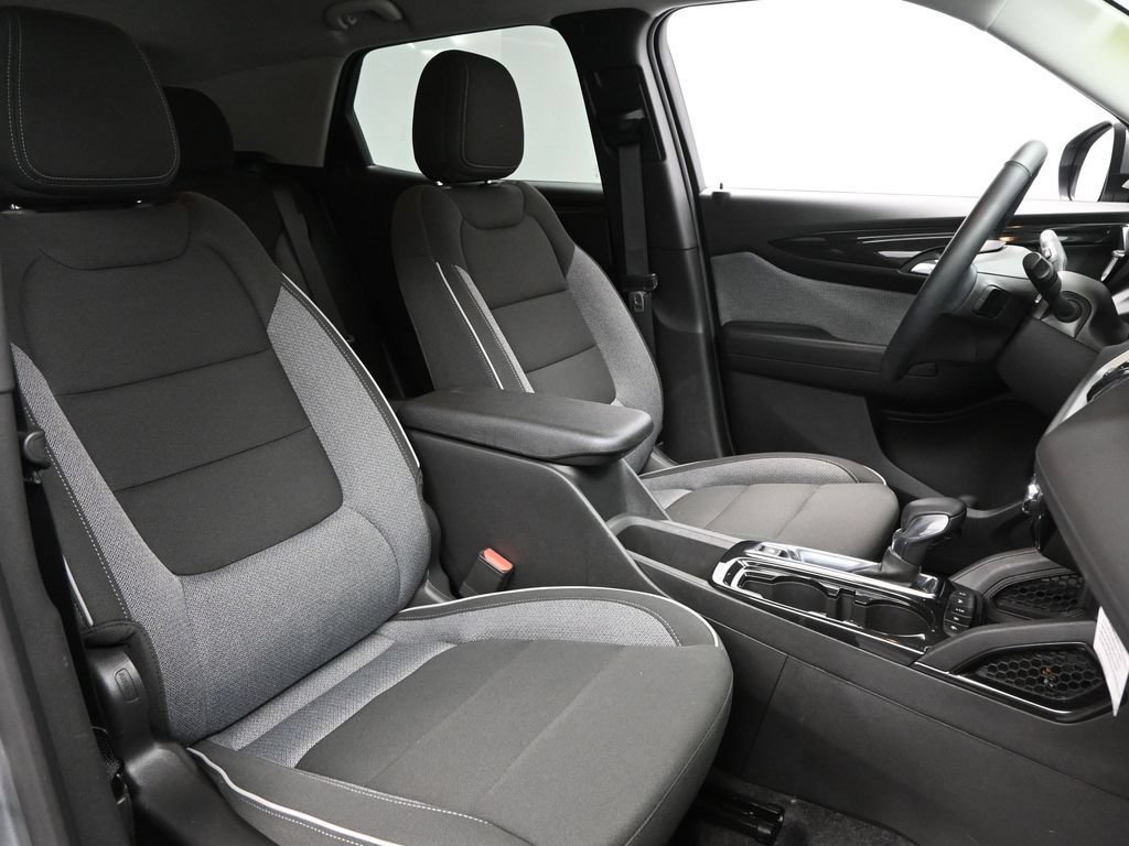 Used 2025 Chevrolet TrailBlazer LT w/ Convenience Package FWD image 10
