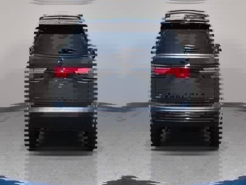 Used 2026 Toyota Sequoia Platinum AWD/4WD image 6