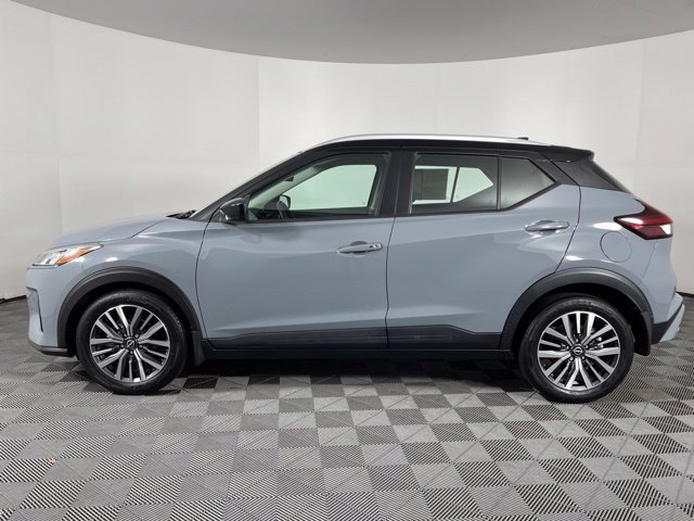 Used 2023 Nissan Kicks SV FWD image 7