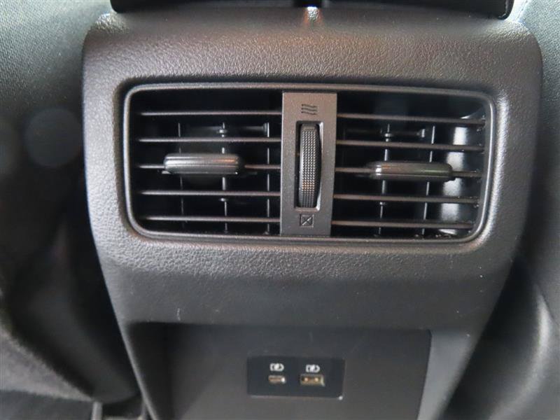 Used 2023 Nissan Rogue SV AWD/4WD image 30