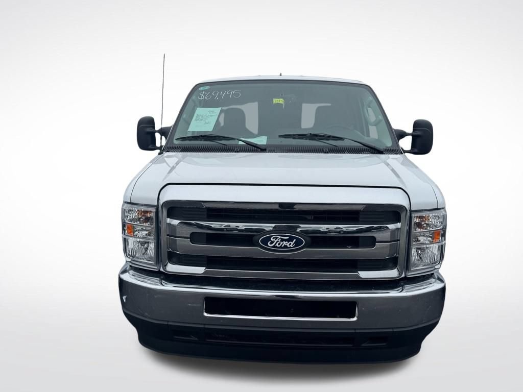 New 2026 Ford E-350 and Econoline 350 Super Duty w/ Power Equipment Group RWD image 7