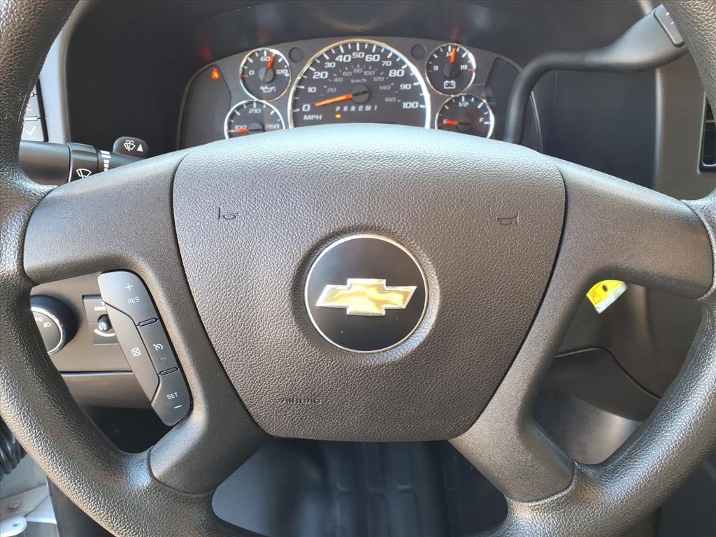 Used 2024 Chevrolet Express 2500 w/ Driver Convenience Package image 5
