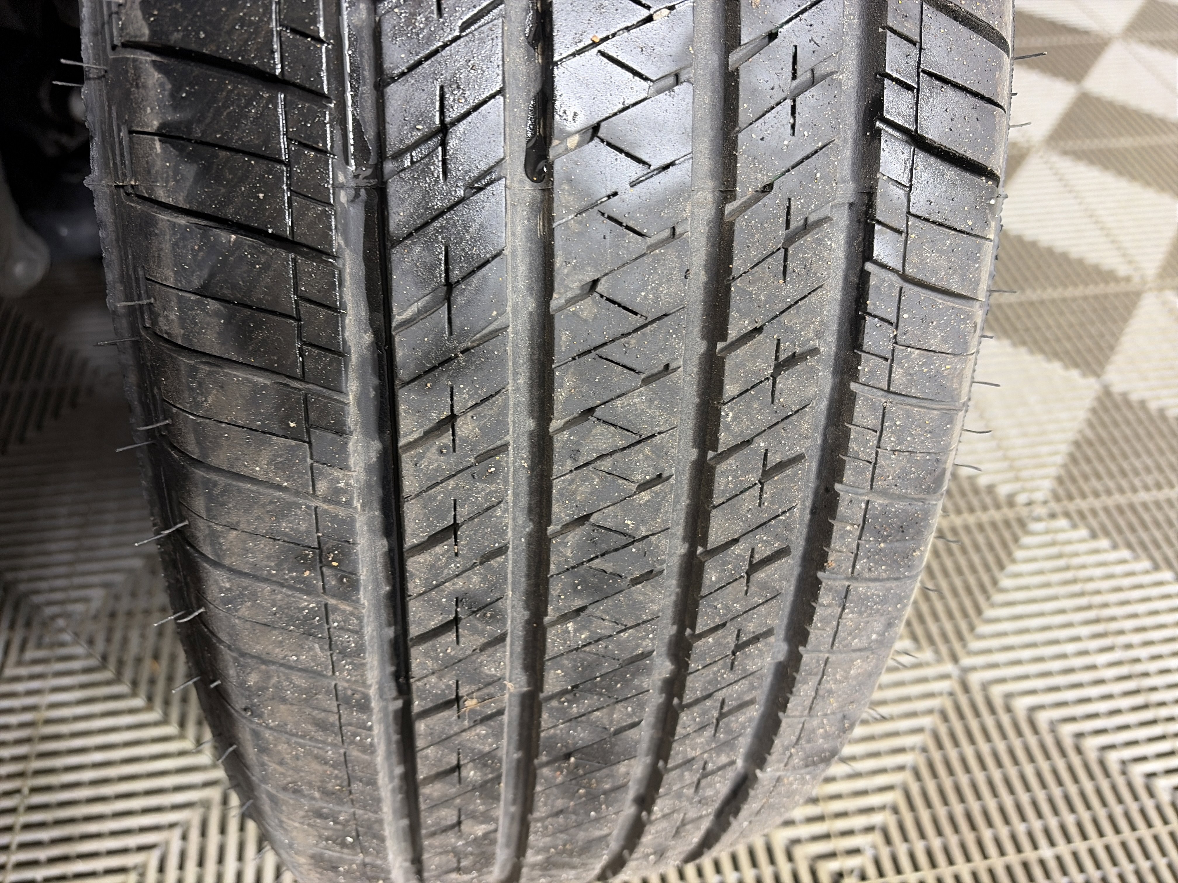 Used 2025 Honda CR-V LX image 12