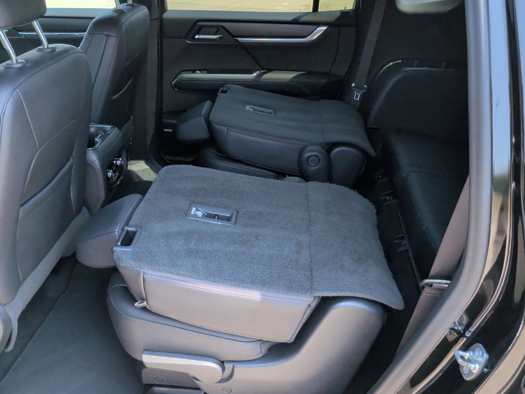 Used 2024 GMC Acadia Elevation AWD/4WD image 37