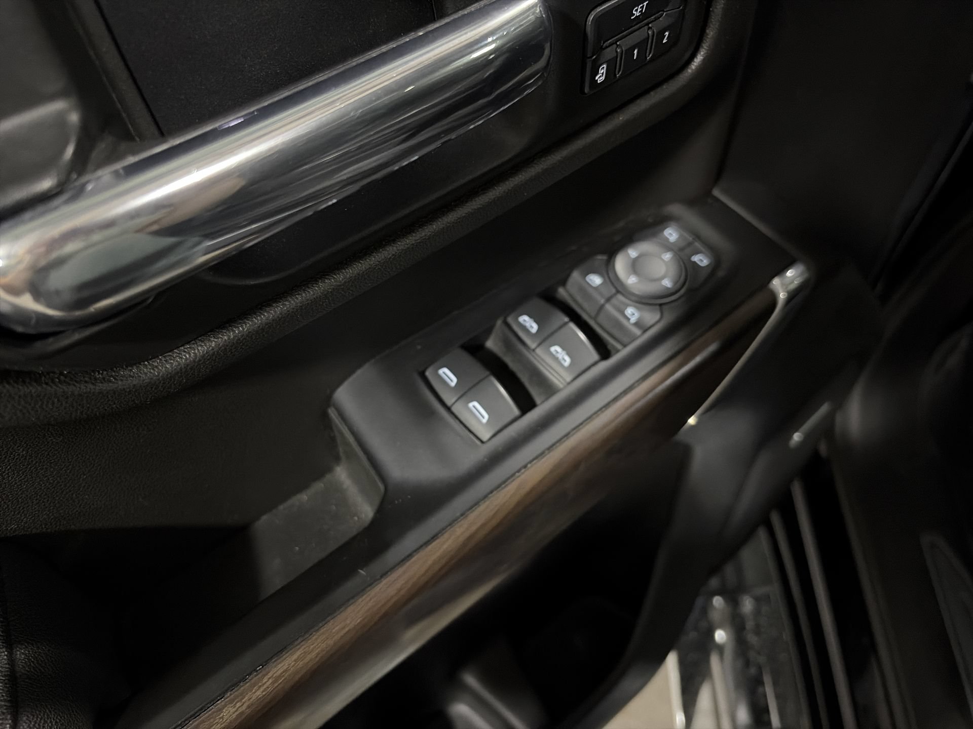 Used 2019 GMC Sierra 1500 SLT AWD/4WD image 25