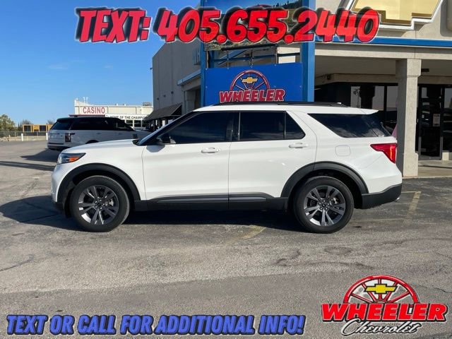 Used 2022 Ford Explorer XLT w/ Equipment Group 202A image 3