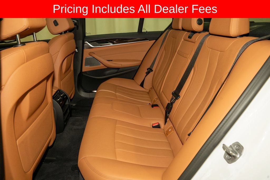 Used 2021 BMW 530e xDrive w/ Premium Package AWD/4WD image 9