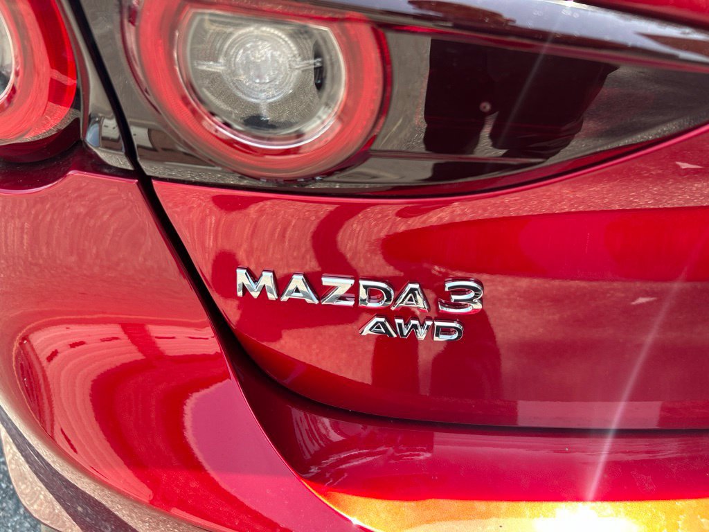 New 2026 MAZDA MAZDA3 Hatchback w/Premium Plus Pkg AWD/4WD image 11