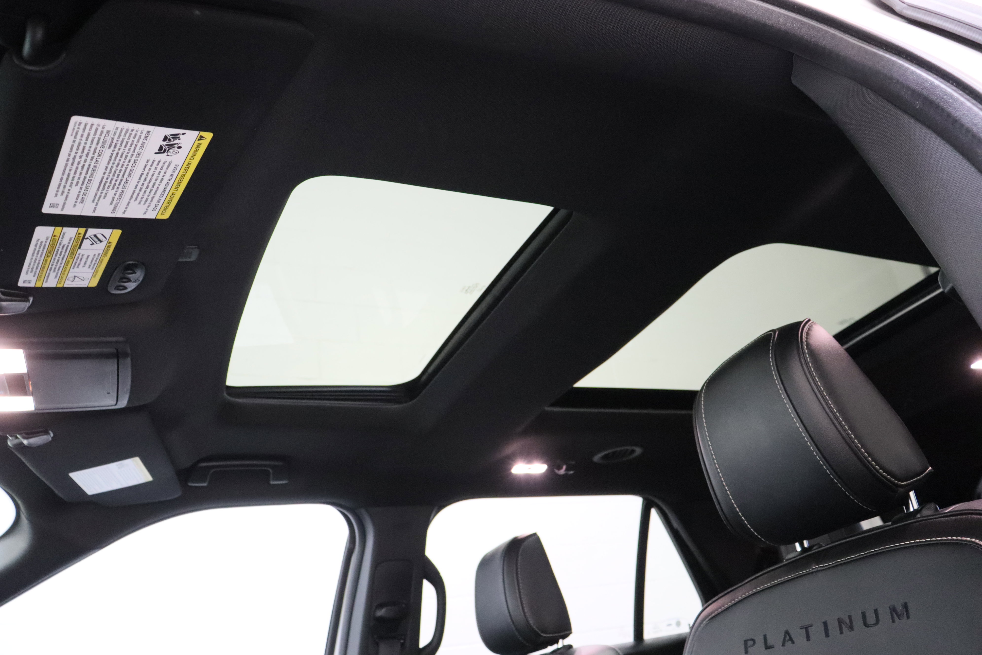 Used 2018 Ford Explorer Platinum AWD/4WD image 28