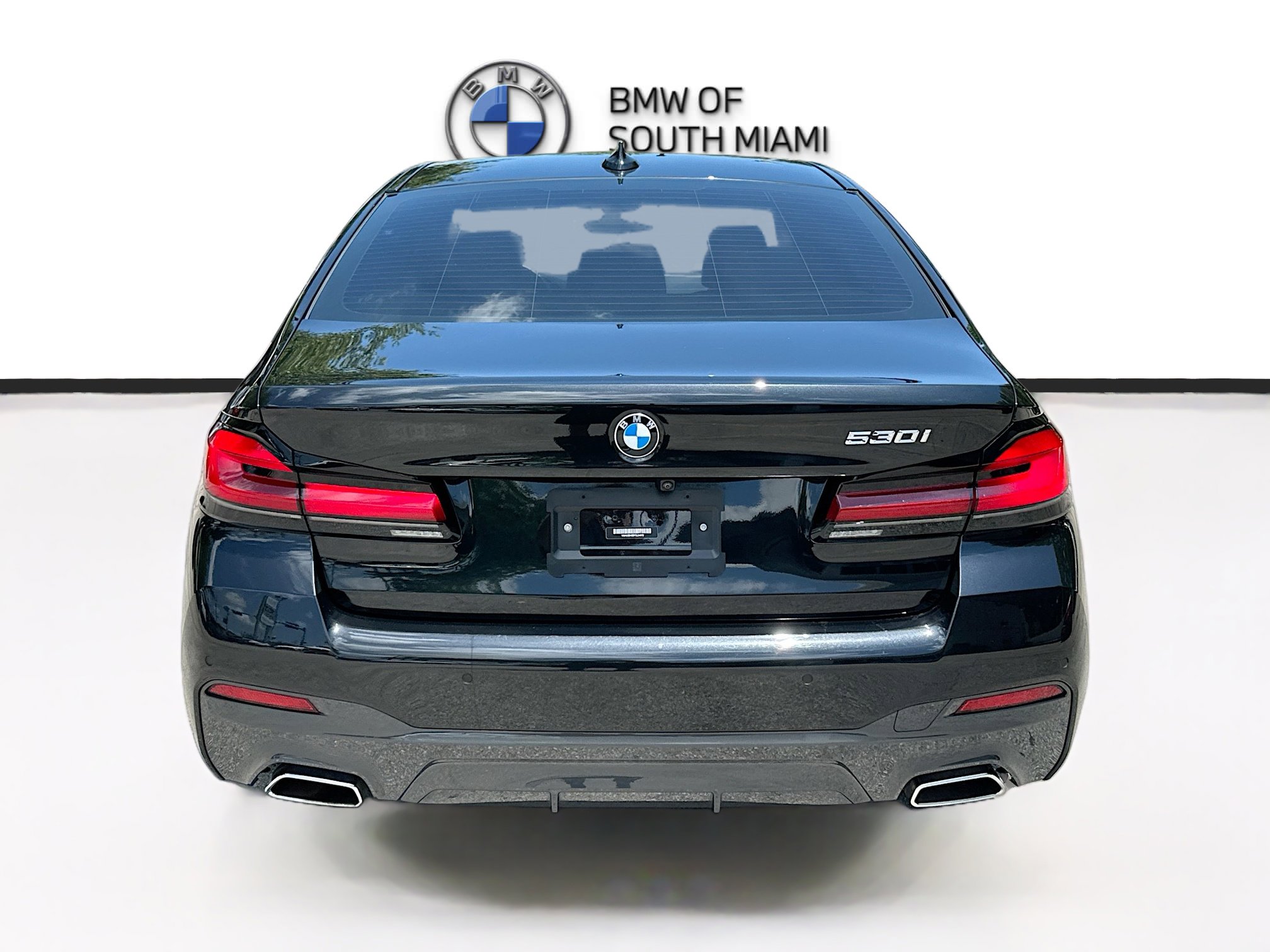 Certified 2023 BMW 530i w/ M Sport Package RWD image 6