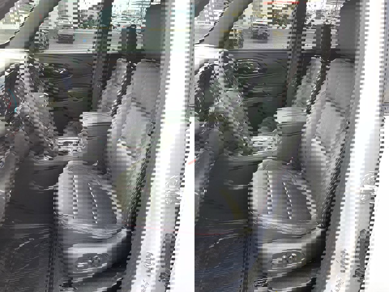 Used 2023 Chevrolet Traverse RS w/ LPO, Floor Liner Package image 19