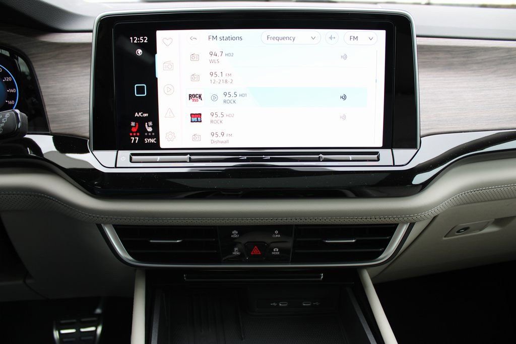 New 2026 Volkswagen Atlas SEL Premium R-Line image 14