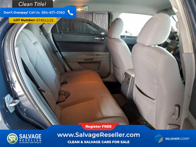 Used 2007 Chrysler 300 image 13