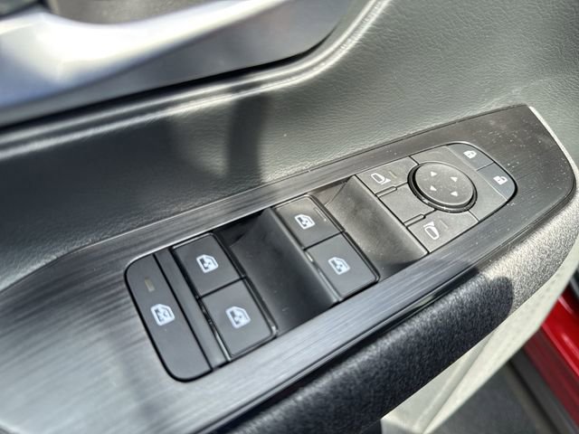 New 2025 Nissan Kicks SV w/ SV Premium Package AWD/4WD image 19