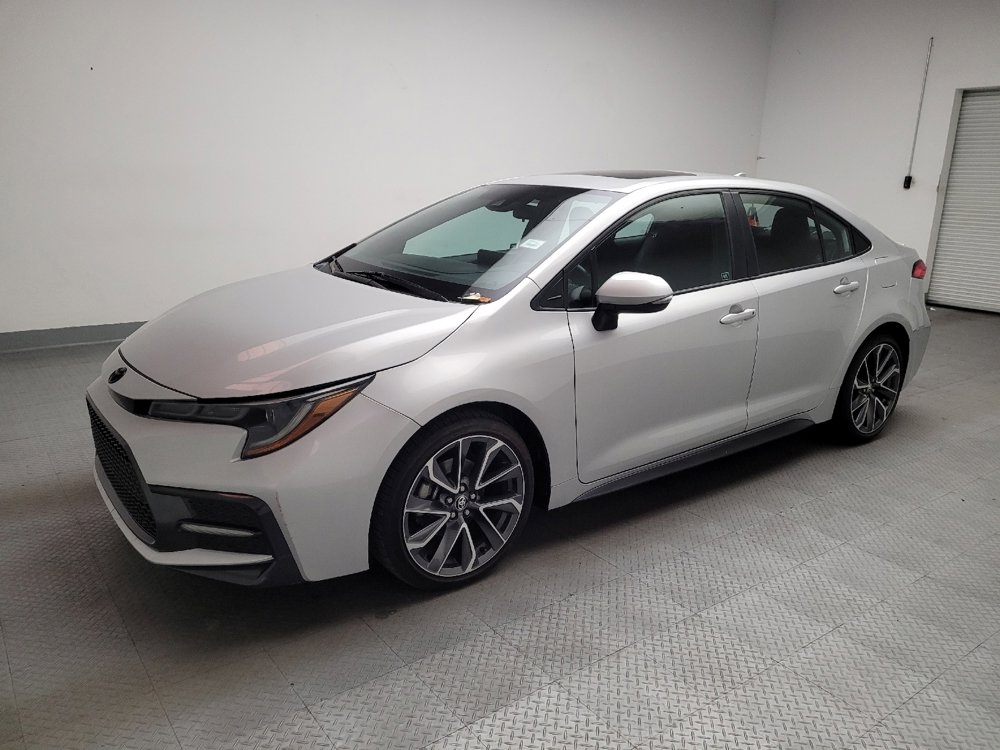 Used 2022 Toyota Corolla SE image 2