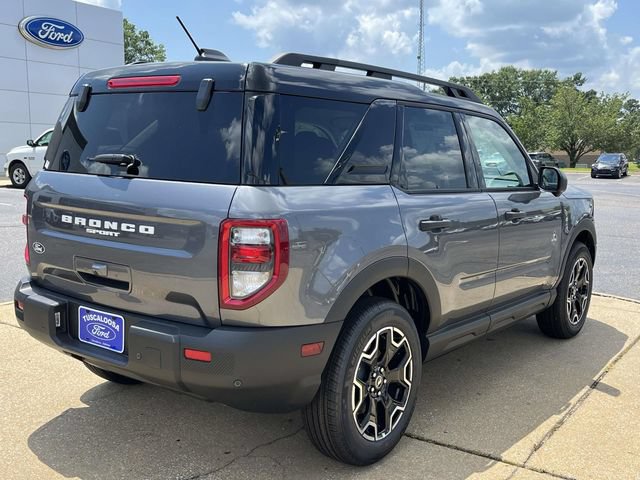 New 2026 Ford Bronco Sport Outer Banks w/ Outer Banks Tech Package+ AWD/4WD image 3