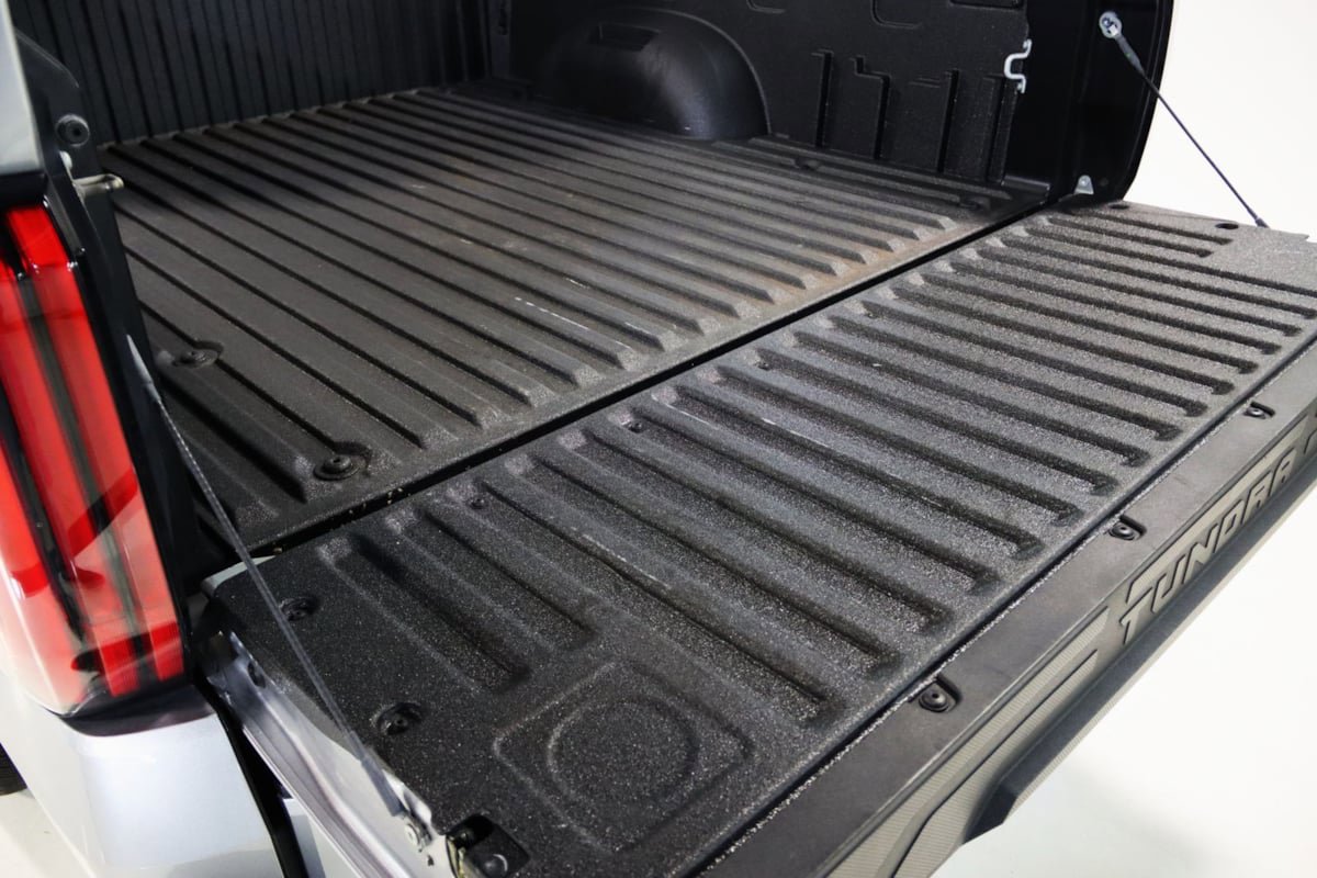 Used 2024 Toyota Tundra Platinum AWD/4WD image 15