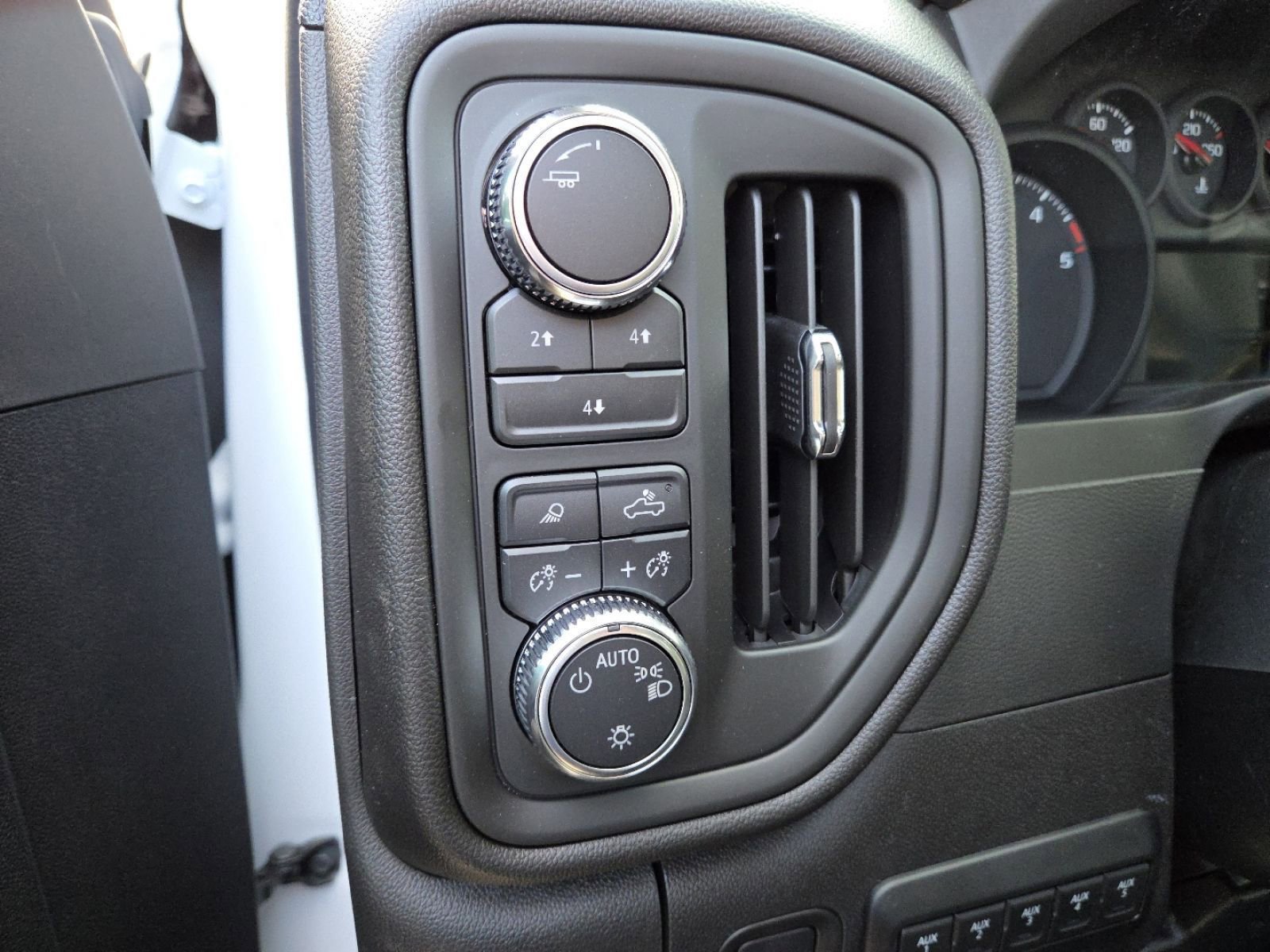 New 2026 GMC Sierra 2500 Pro w/ Convenience Package image 5