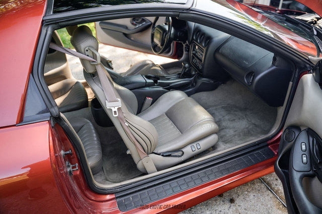 Used 2002 Pontiac Firebird Trans Am RWD image 40