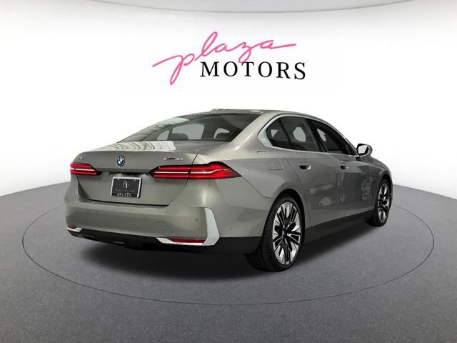 Certified 2026 BMW i5 eDrive40 w/ Premium Package AWD/4WD image 5