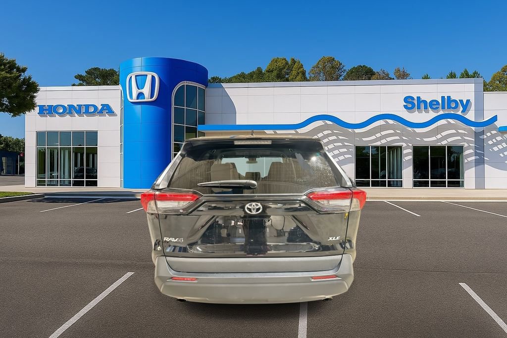 Used 2024 Toyota RAV4 XLE image 7