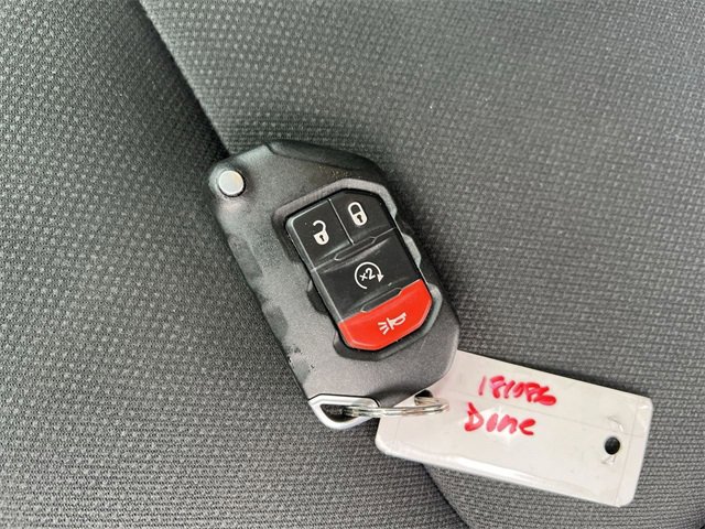 Used 2019 Jeep Wrangler Unlimited Sahara w/ Dual Top Group image 25