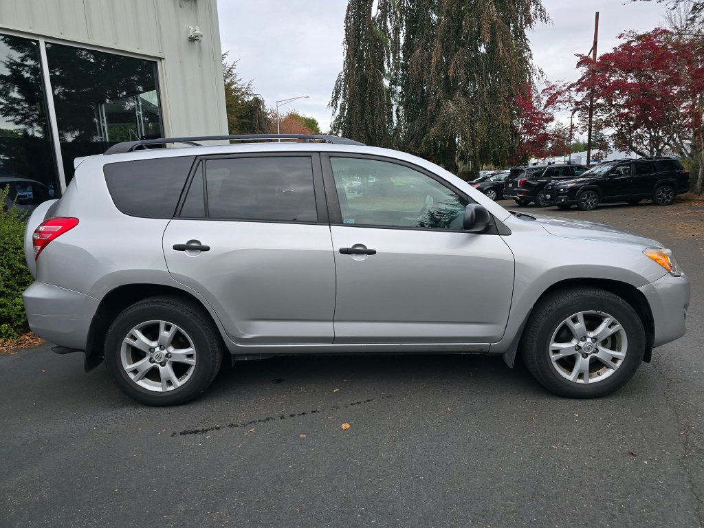 Used 2012 Toyota RAV4 4WD V6 w/ Tow Prep Pkg image 2