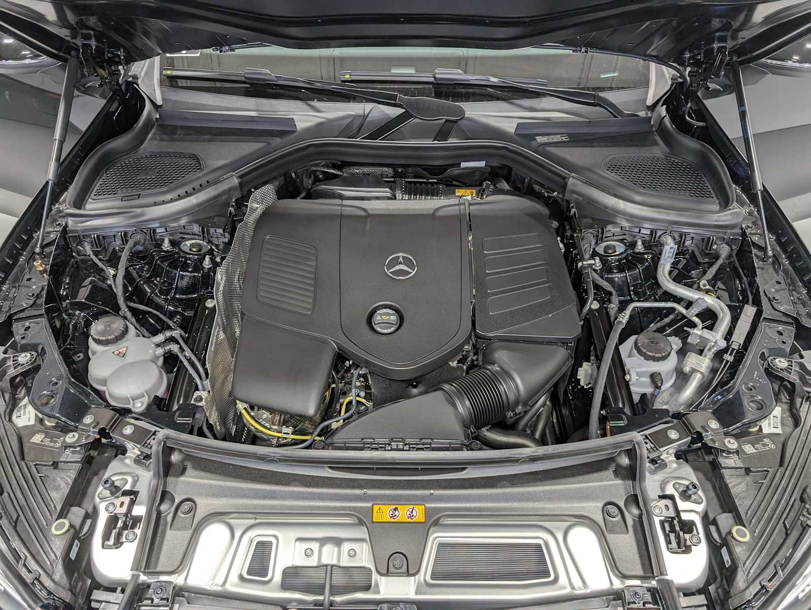 New 2026 Mercedes-Benz GLC 300 4MATIC image 12