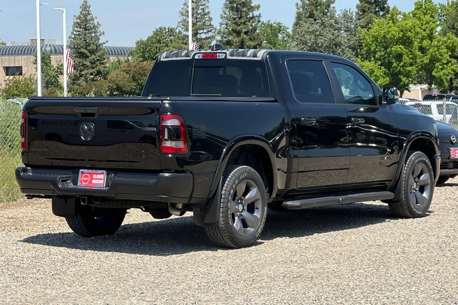 Used 2022 RAM 1500 Big Horn AWD/4WD image 3