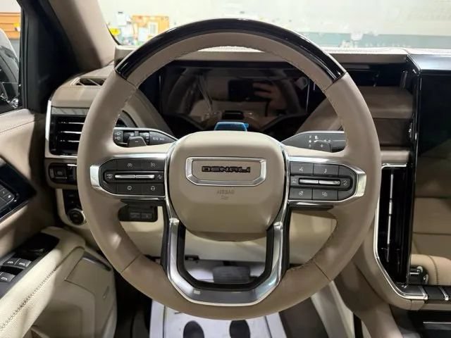 New 2026 GMC Yukon XL Denali w/ Denali Reserve Package AWD/4WD image 14