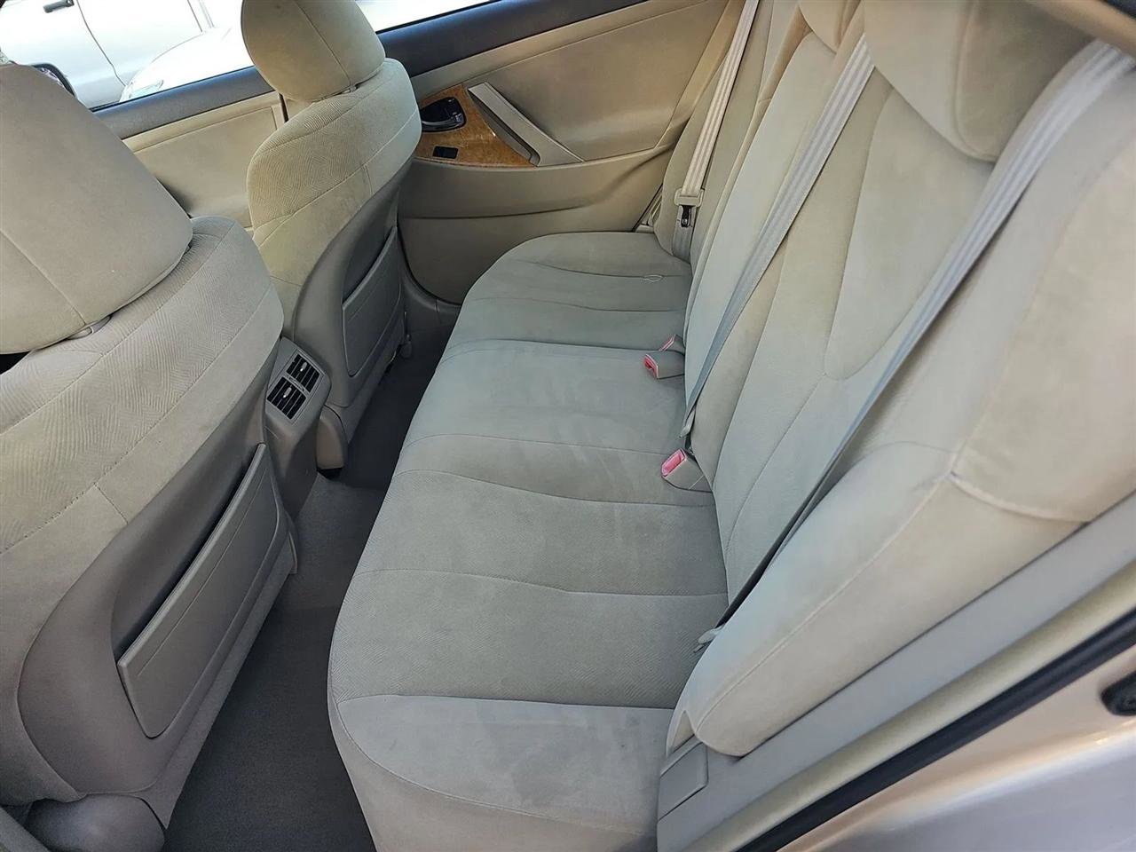 Used 2007 Toyota Camry CE image 12