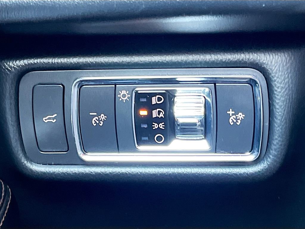 Used 2023 Lincoln Aviator AWD image 10