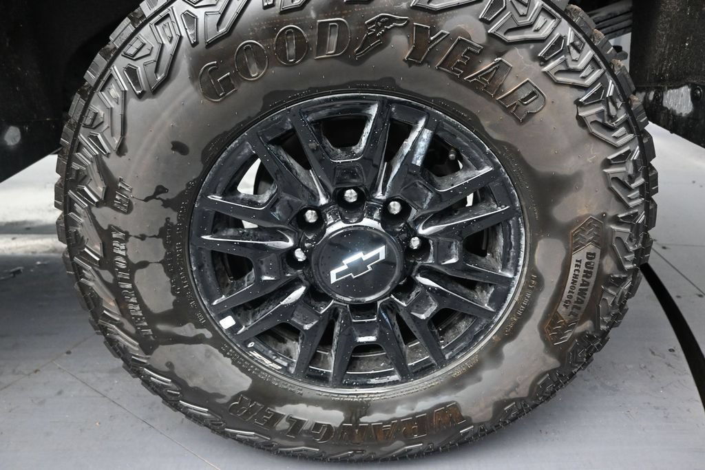 Used 2026 Chevrolet Silverado 2500 ZR2 AWD/4WD image 10