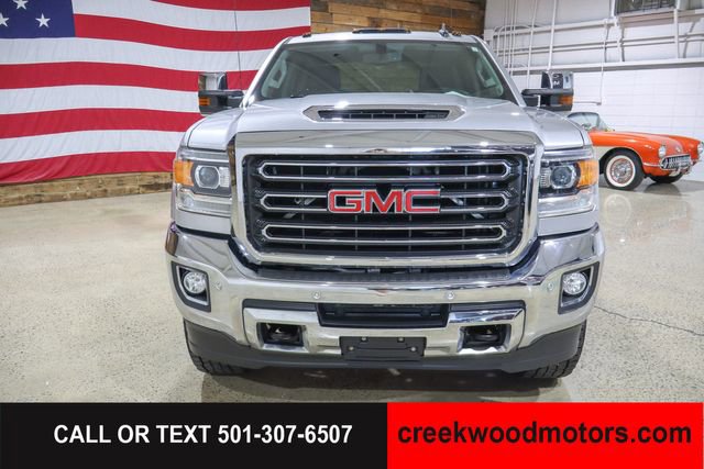 Used 2019 GMC Sierra 2500 SLT w/ Duramax Plus Package AWD/4WD image 2