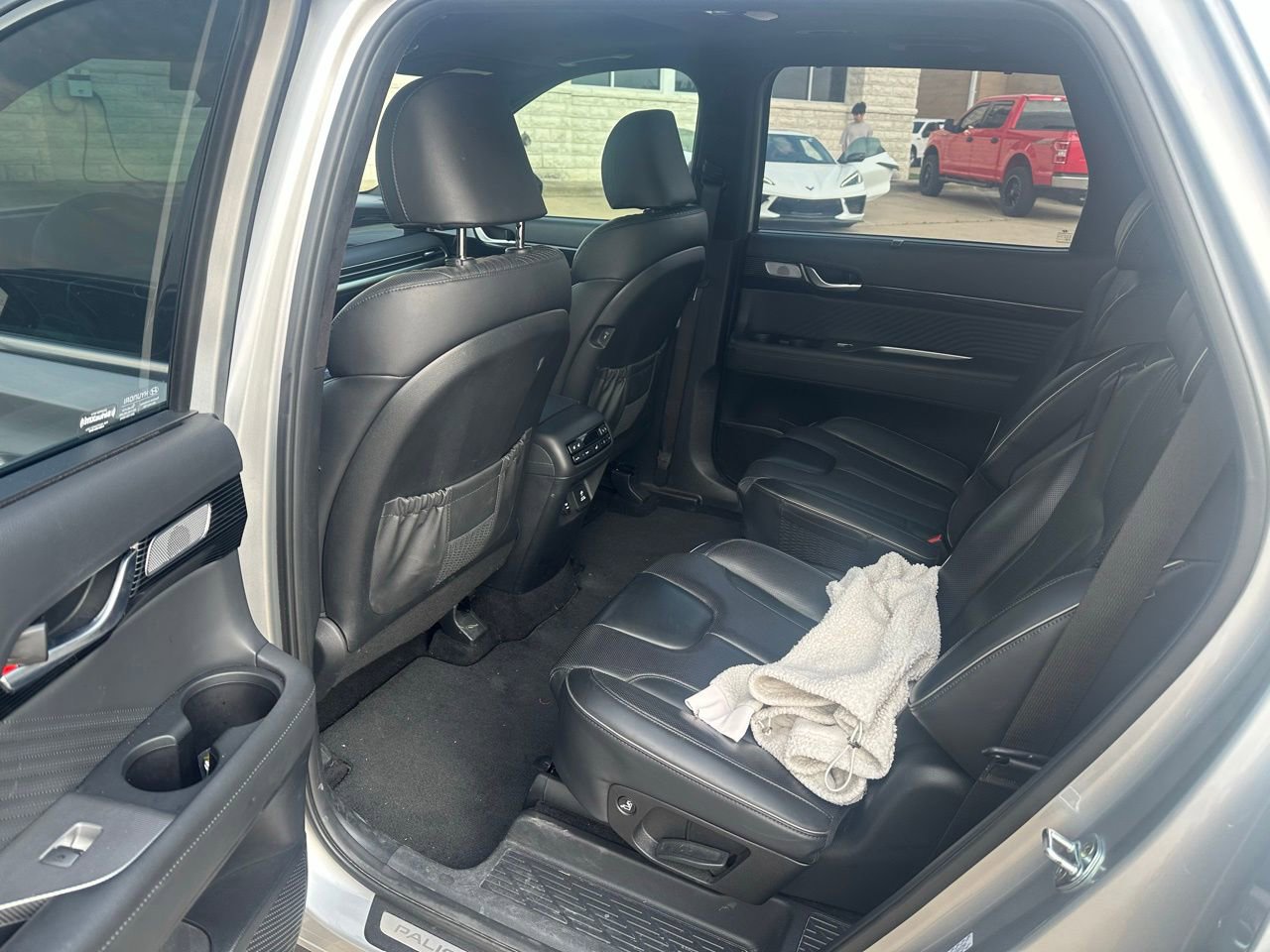 Used 2023 Hyundai Palisade Calligraphy w/ Cargo Package image 12