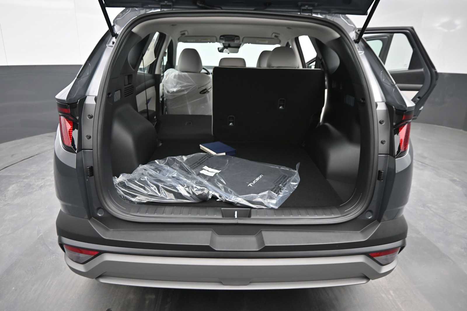 New 2026 Hyundai Tucson SE AWD/4WD image 14