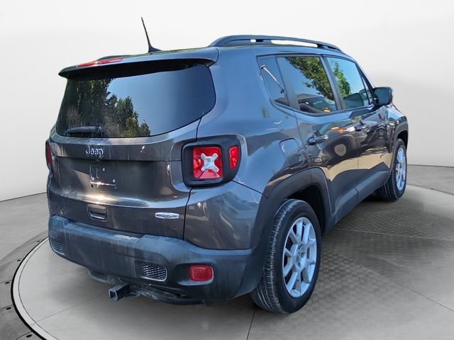 Used 2019 Jeep Renegade Latitude w/ Popular Equipment Group FWD image 5