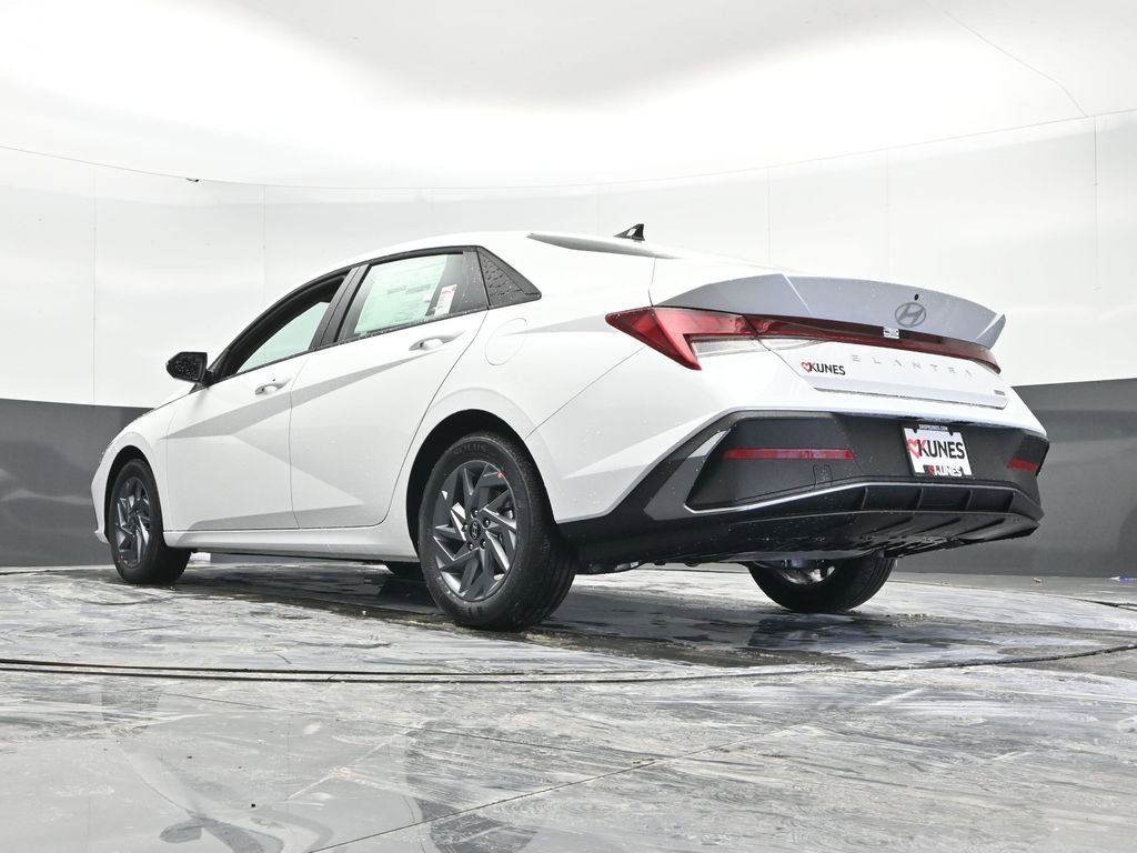 New 2026 Hyundai Elantra Blue image 51