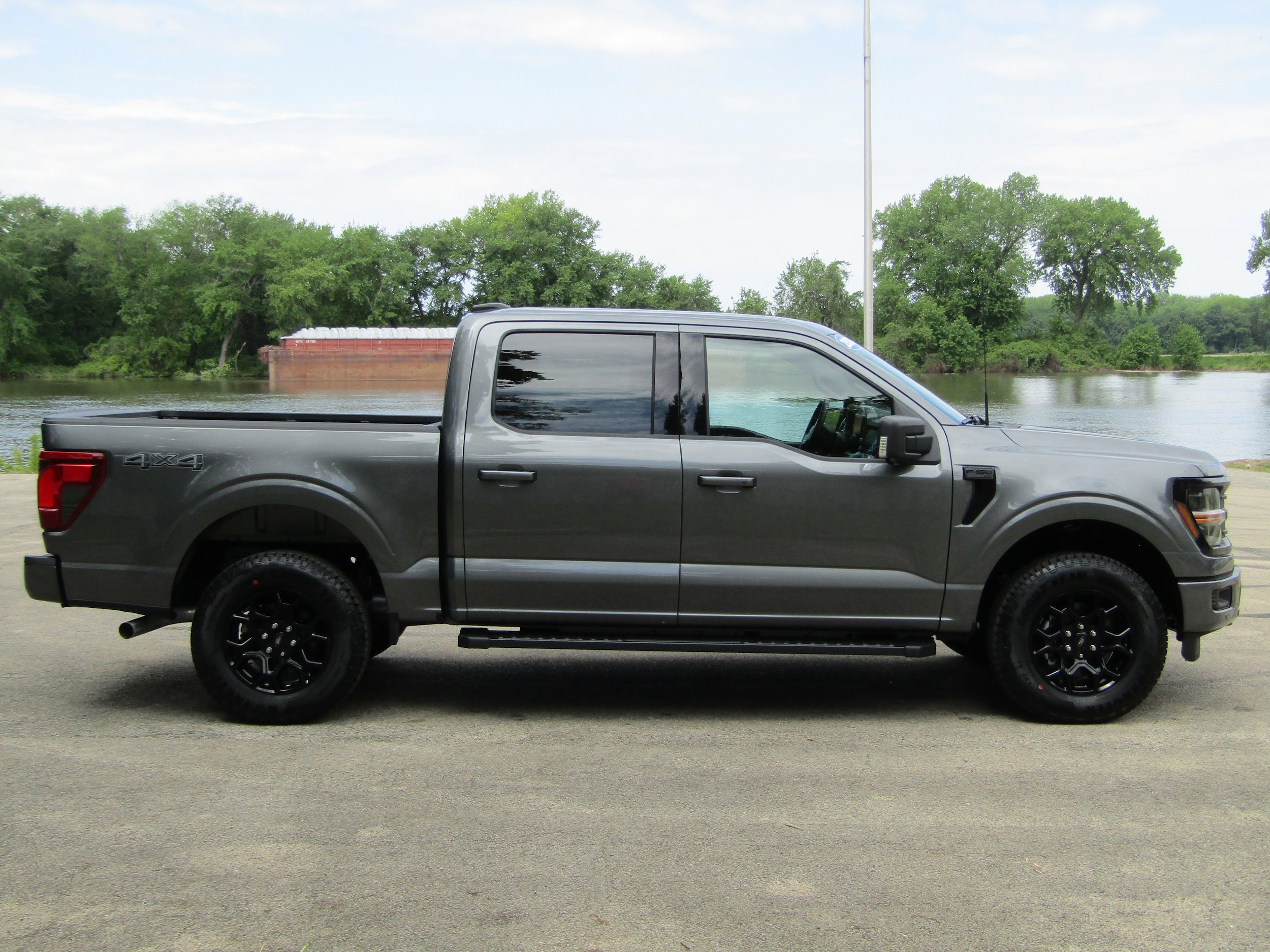 New 2026 Ford F150 XLT w/ Equipment Group 302A MID AWD/4WD image 5