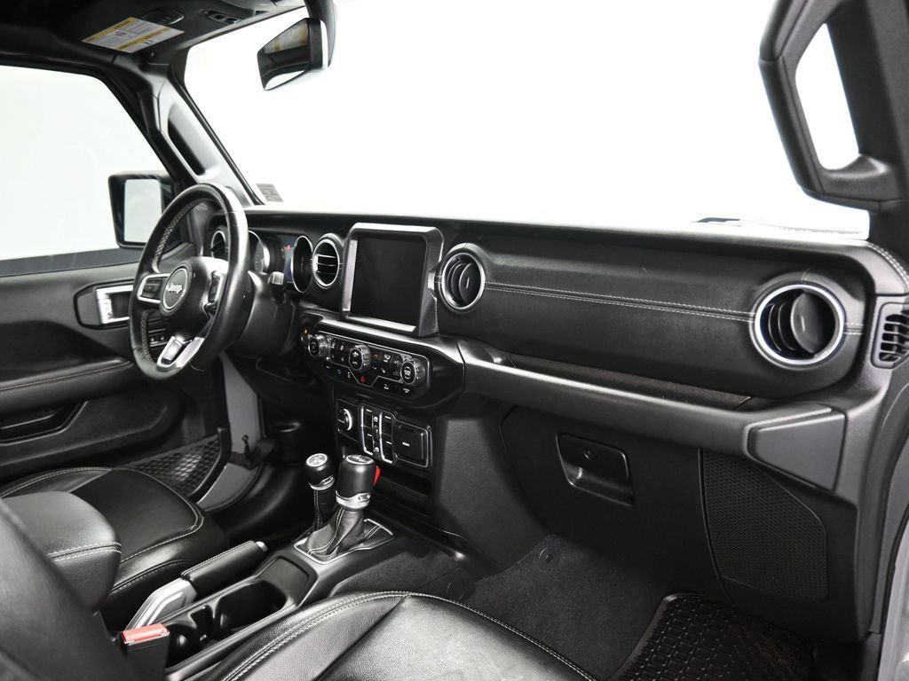 Used 2021 Jeep Wrangler Unlimited Sahara w/ Cold Weather Group image 43