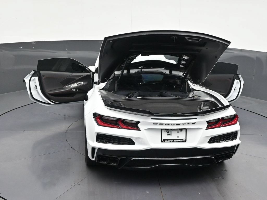 Used 2025 Chevrolet Corvette E-Ray AWD/4WD image 35