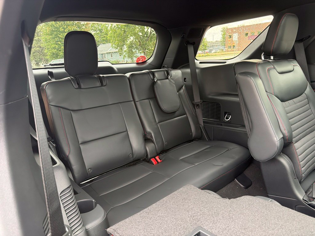 New 2026 Ford Explorer ST-Line w/ ST-Line Street Pack AWD/4WD image 13