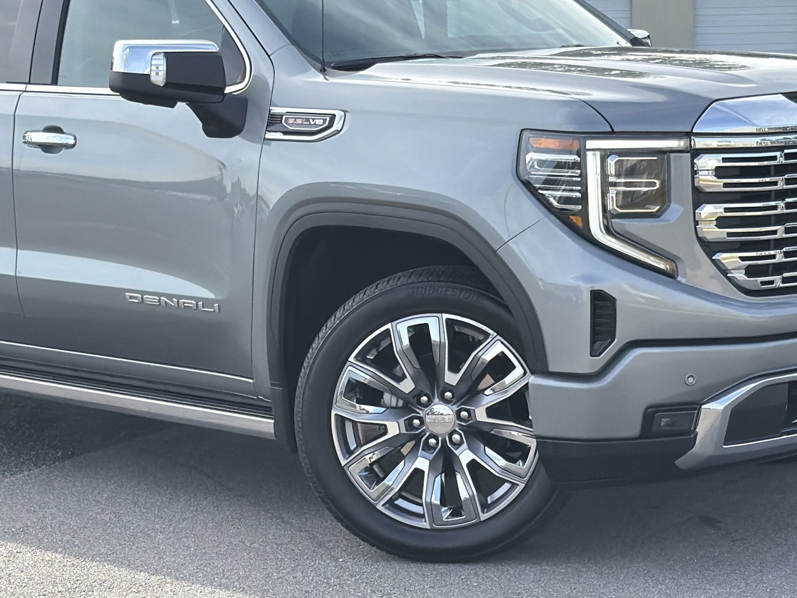 Used 2026 GMC Sierra 1500 Denali AWD/4WD image 3